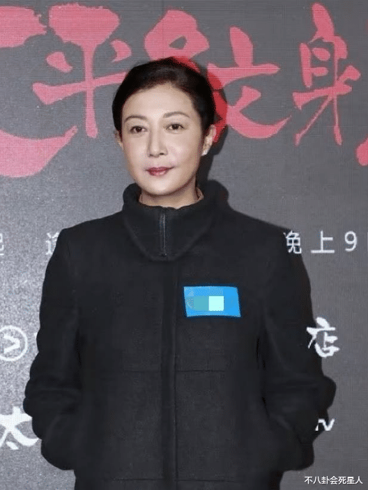 殷桃|看了48岁吴绮莉的近照，终于明白成龙当年为什么会喜欢她