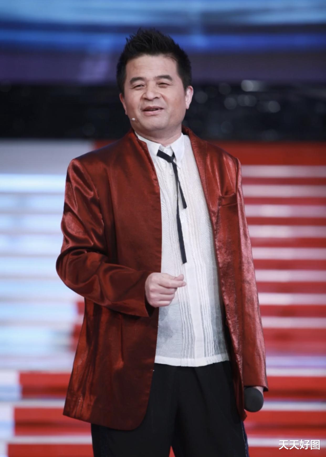 草帽姐|42岁草帽姐高调晒结婚证,曾陷感情危机,丈夫私下给前女友100万