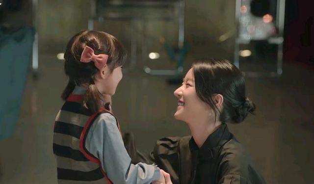 徐睿知|双面自由切，徐睿知很夏娃《夏娃》第2集：他还了手链丢了“魂”