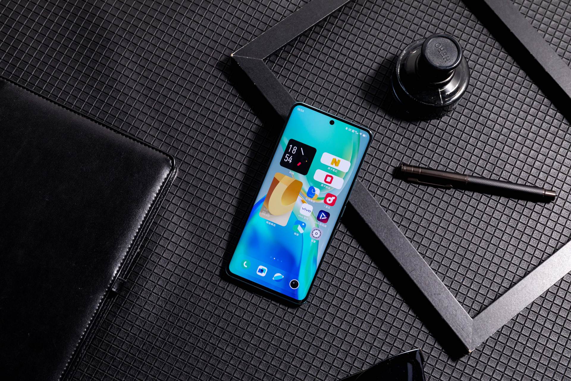 Java|vivo S15 Pro上手，双芯到位，影像毫不逊色
