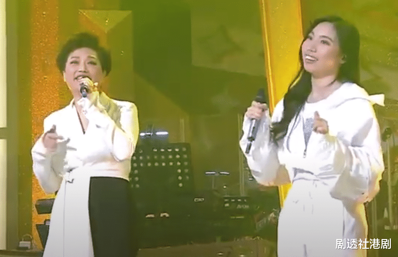 |靠自己圆歌手梦！知名港星女儿自资出歌，用打工的钱开拓音乐事业