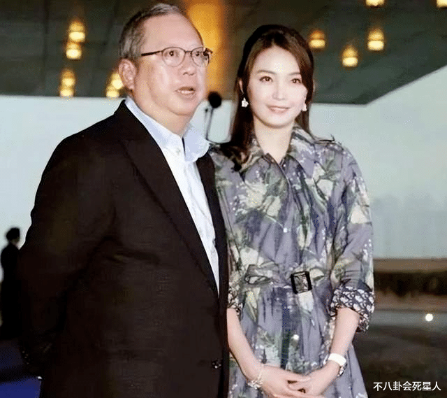 许晋亨|港台“女星狙击手”富豪?现状:坐轮椅,至今未婚,72岁还想追4胎