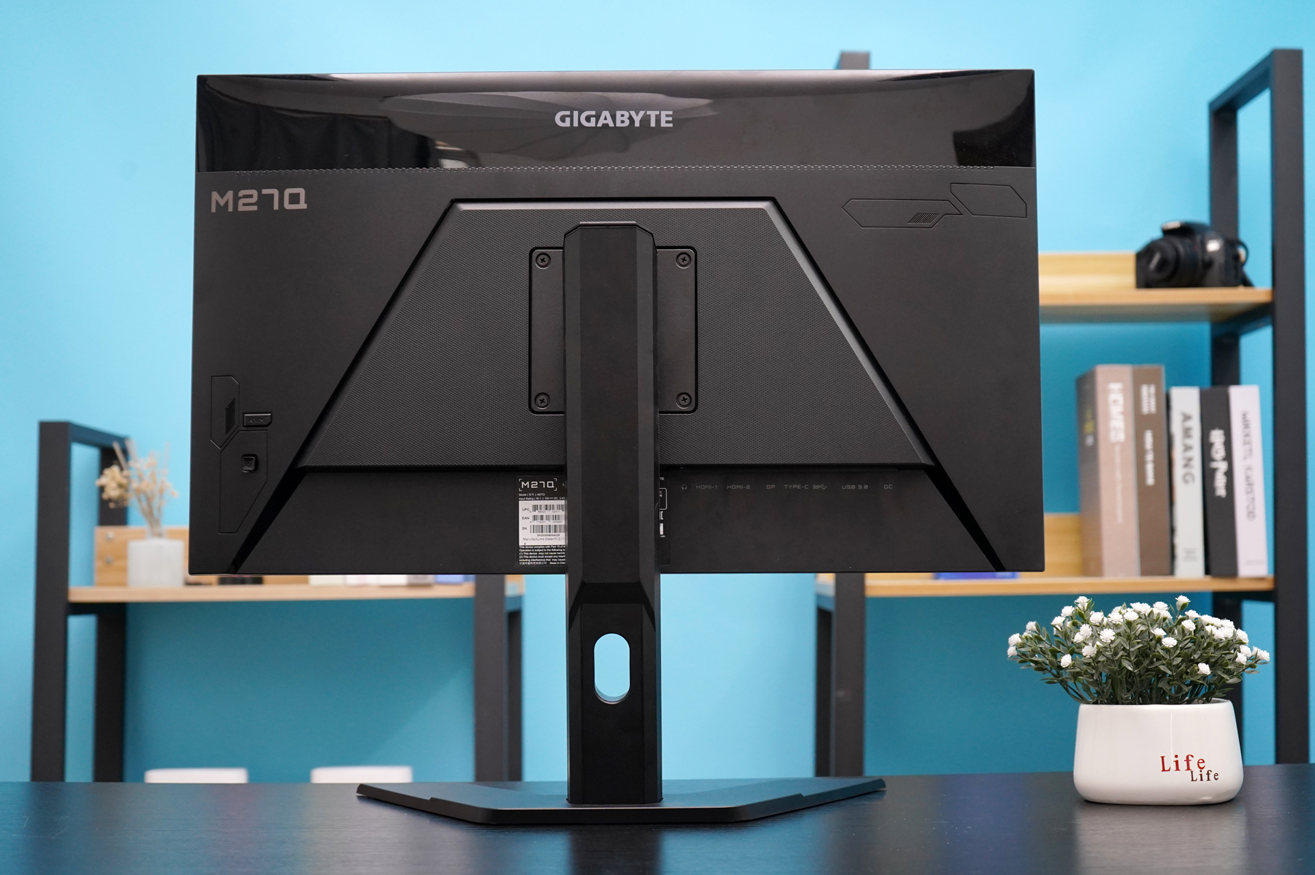 显示器|技嘉M27Q电竞显示器评测:PC游戏+手游,一“屏”打尽!