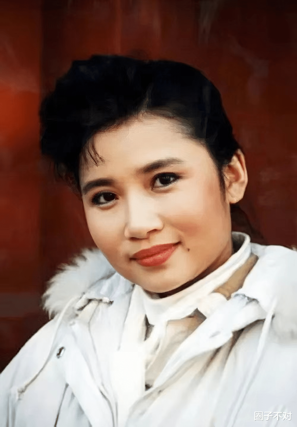 李娜|李娜出家25年后：孤独老母含泪陪女儿住寺庙，母女俩可曾后悔过？