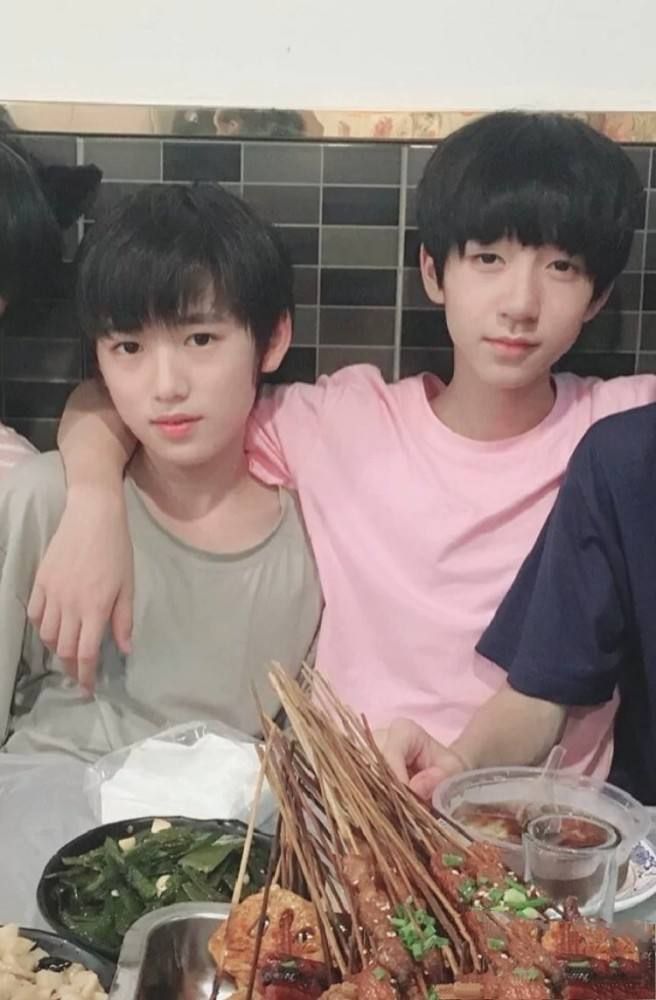 宋亚轩|宋亚轩贺俊霖被传打粉丝,是子虚乌有,还是有人恶意中伤以讹传讹