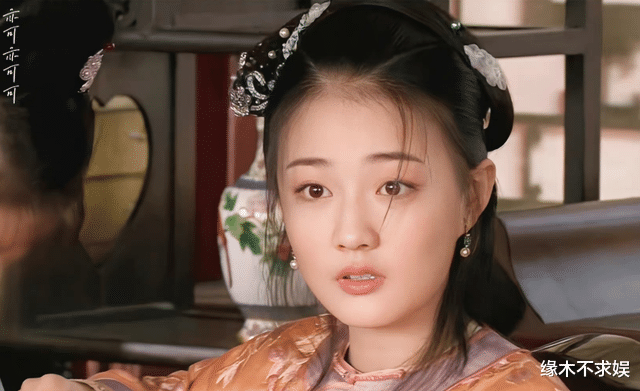 徐璐|27岁徐璐再演清装剧,扮相很美却是配角,女主也是大美人