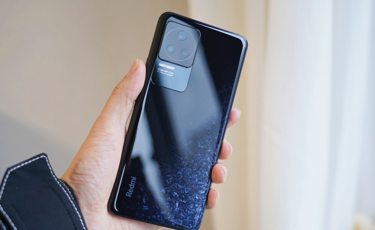 天玑9000|从供不应求到现货降价,12GB+256GB,天玑9000高配旗舰性价比突出