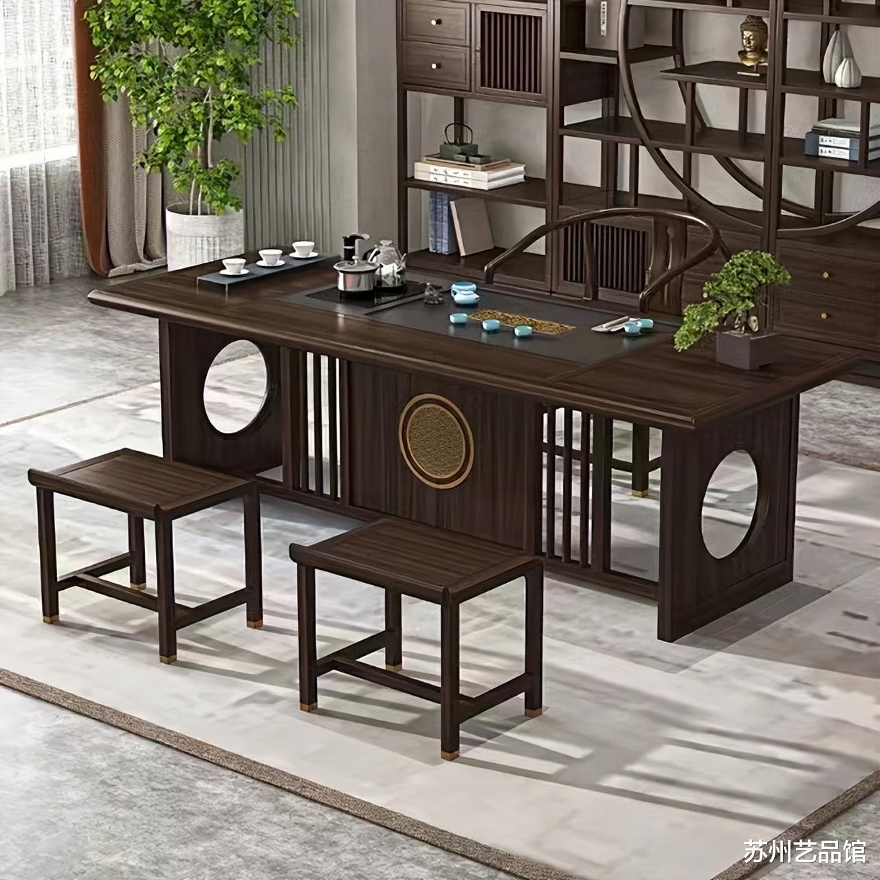 新中式既有传统的文化韵味,又有现代的时尚轻奢感