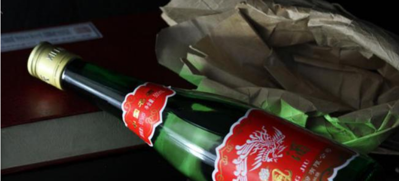 陕西是白酒“荒漠”？这几款“尴尬酒”在当地口碑一绝，你喝过吗