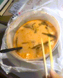 |“我爸把我小姨娶回了家,我该如何应对?”神评真热闹