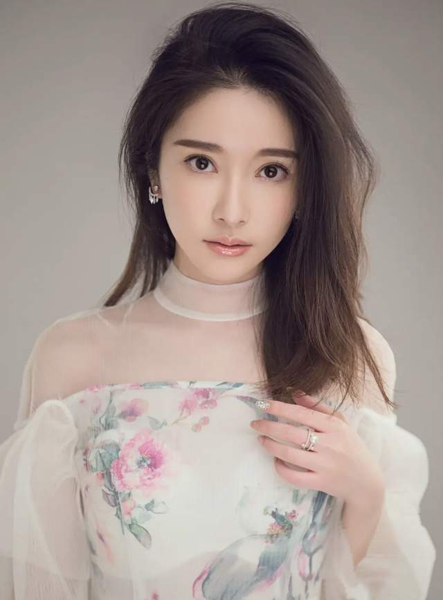 迟帅|41岁迟帅承认已有娃！曾与姚笛相恋7年被甩，儿子身高到爸爸腰部