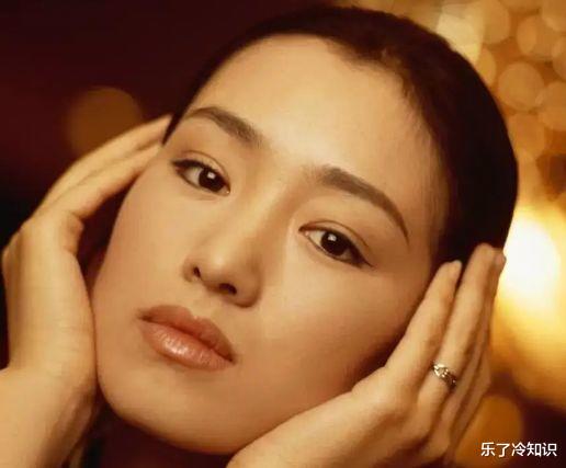 巩俐|巩俐29年前的旧照,就算放到如今,依旧美丽动人