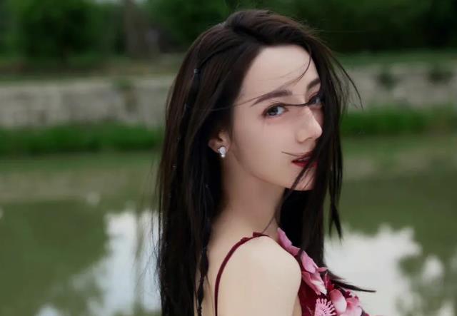 都美竹|疑热巴又一孕肚照曝光,张大大被质问其怀孕真假,模棱两可引热议