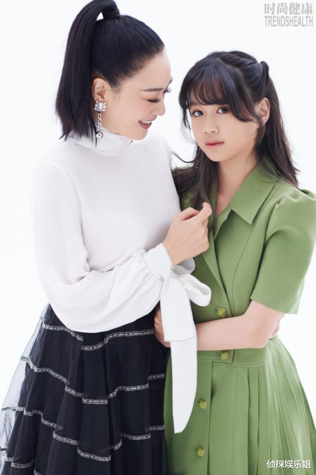 考拉|钟丽缇与俩女儿写真曝光,Jaden颜值逆袭星范儿足,考拉最像妈妈