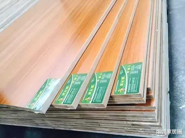 定制衣柜时,别问老板“多少钱”,真正懂行的,一般问这9个问题