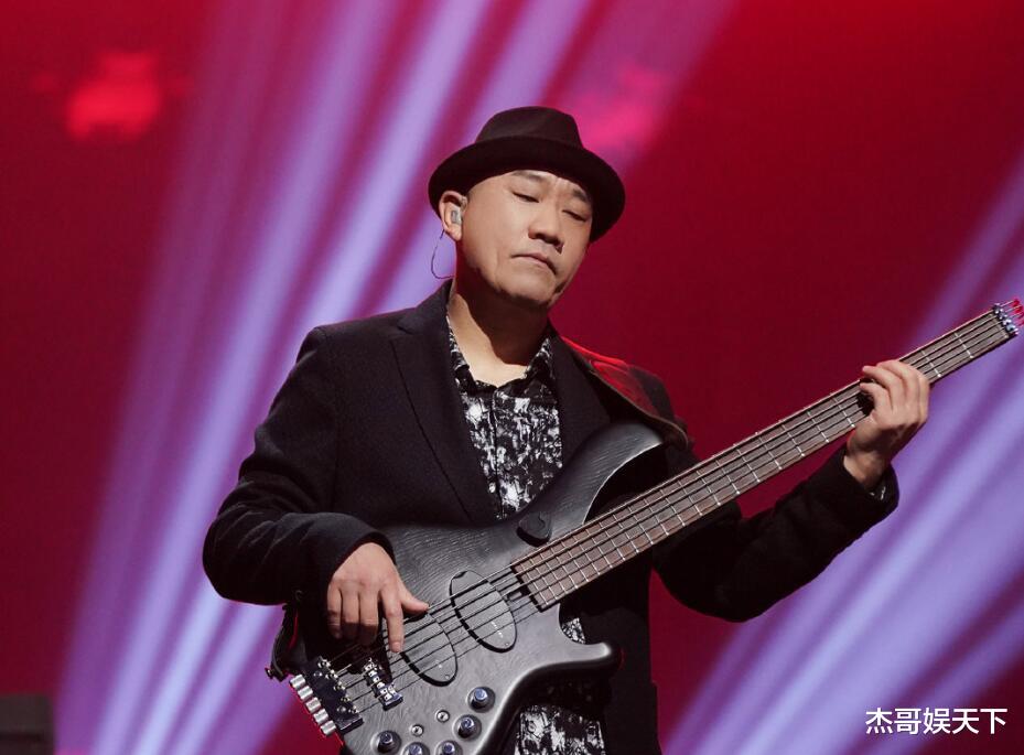 闪光的乐队|模仿的赛制让人喜欢，原创的让人反感，《闪光的乐队》又火又尴尬