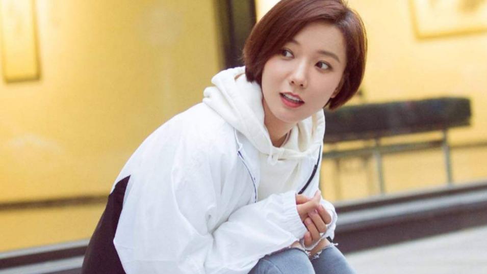 龚俊|妹妹是当红演员，而姐姐被称为春晚姐，却很少有人知道两人是亲姐妹