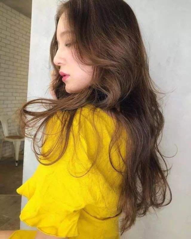 发型 女人不到160尽量少留这4种发型，显矮还拖累气质，特别是第2种