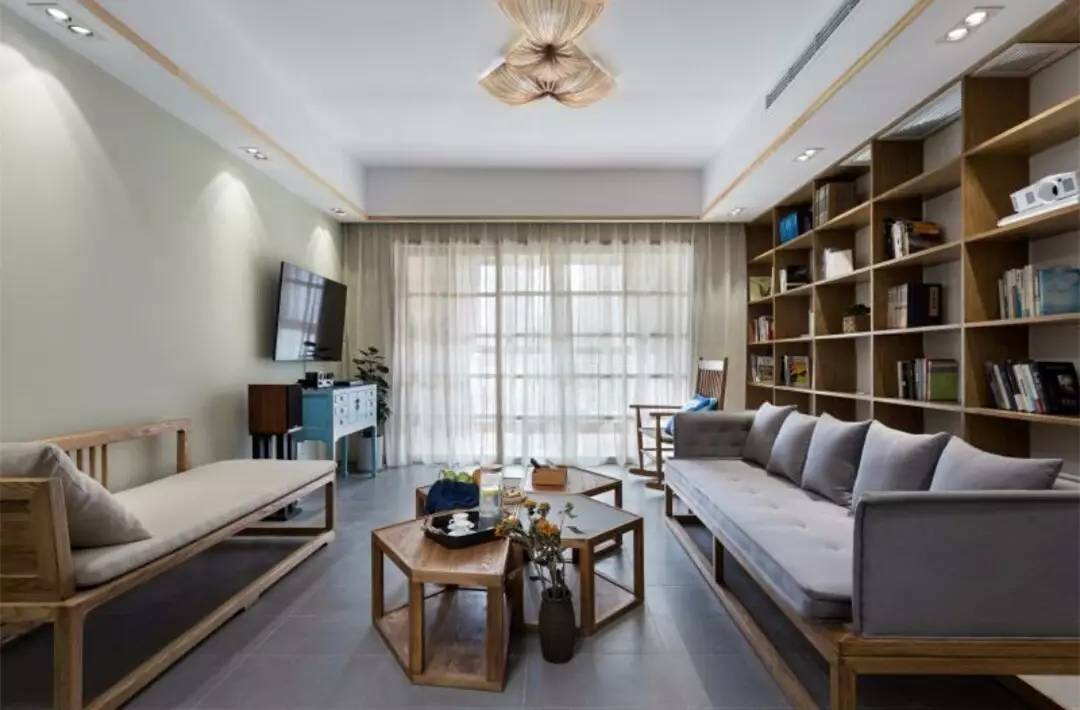 阳台客厅之间要不要装门?买房前就开始纠结的问题,现在有了答案