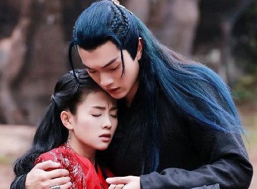 白梦妍|白鹿又搭档一男神出演《警察荣耀》,暂定5月播出,相当期待