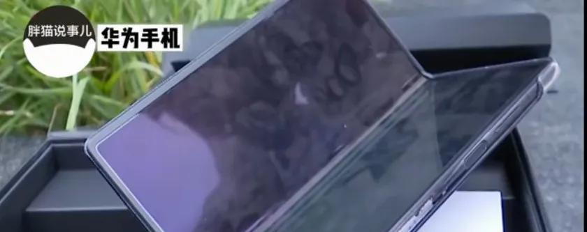 华为|女子一万八买国产手机，本想支持国货，那知用两天后傻眼了