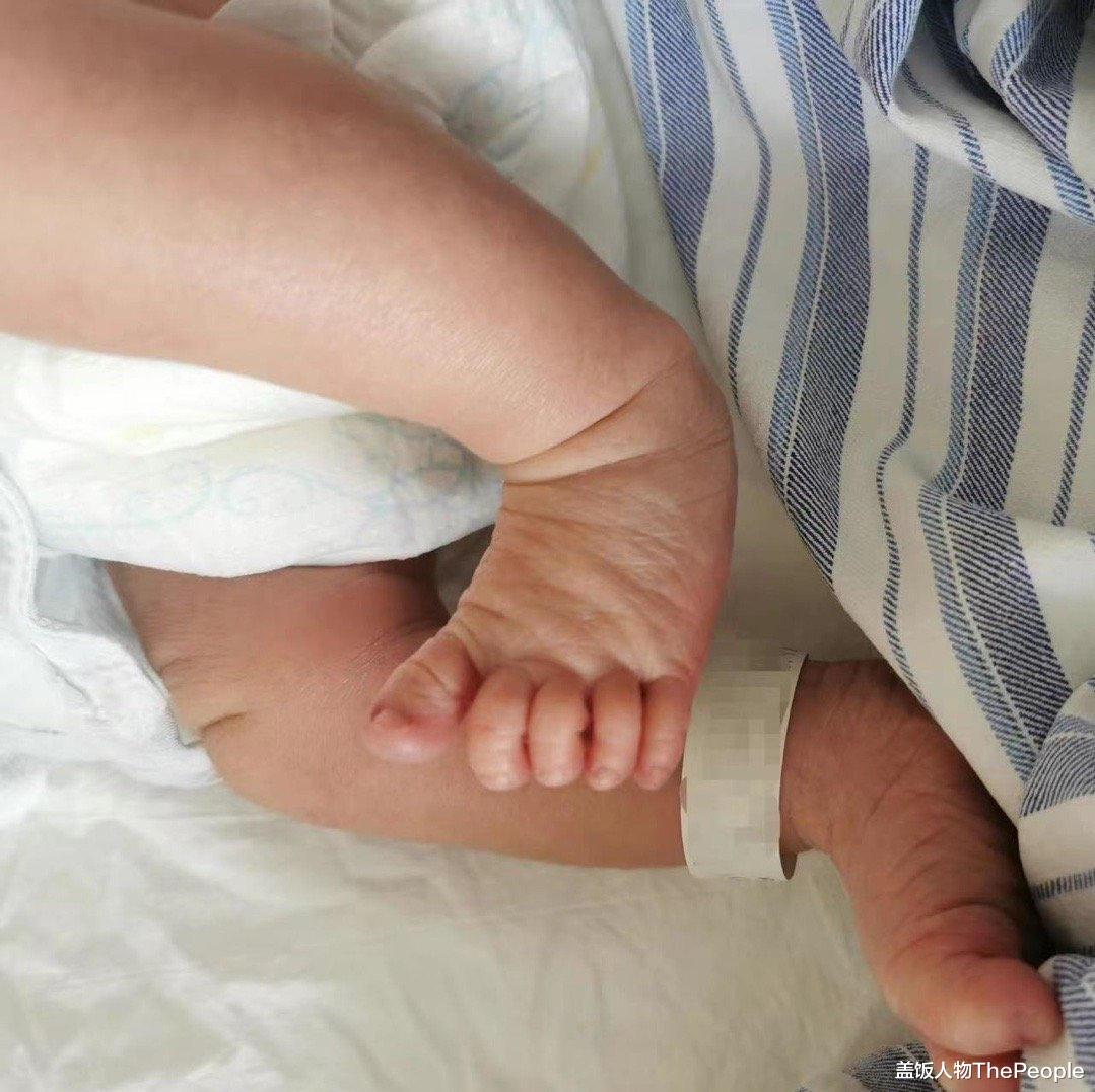 二胎|4月才过3天，就有13个瓜，偷税漏税、中考特权，个个不简单