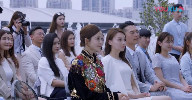 西安|《女士的法则》江疏影演律师，一集换三五套衣服，把职场当秀场？