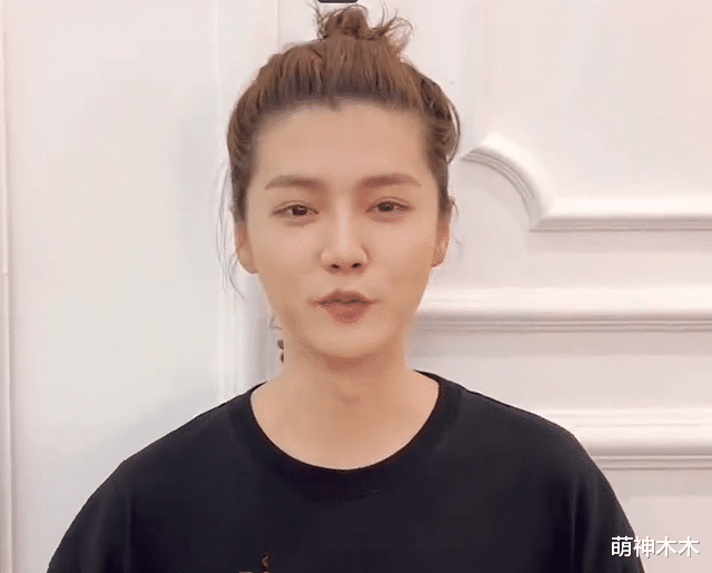 鹿晗|鹿晗最新露面视频引热议,脸又肿又姨,网友直呼撞脸马思纯