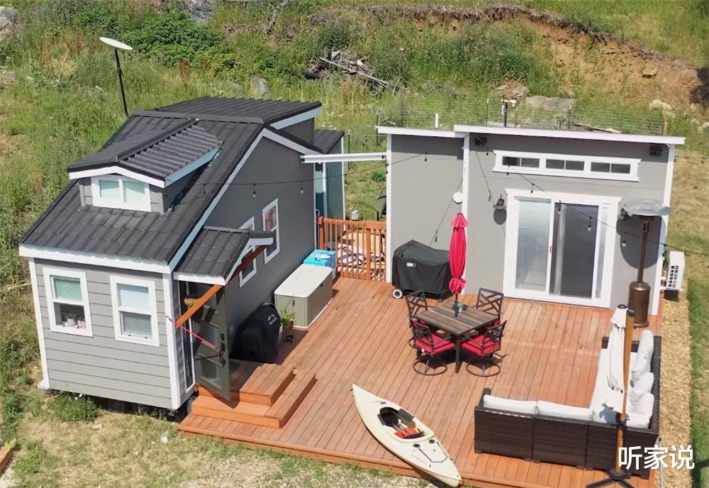 夫妻俩买下两间14㎡蜗居，拼凑成带院子的乡下小家，一住就是6年