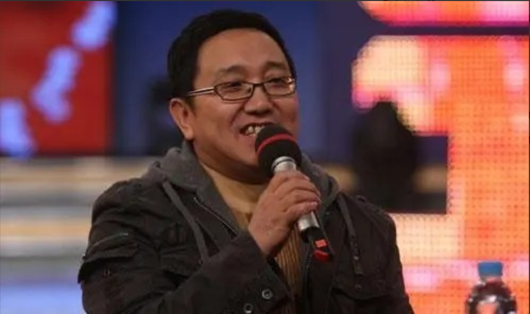 预告片|演员句号:2婚娶小11岁丫蛋,47岁老来得女,风光背后有泪水