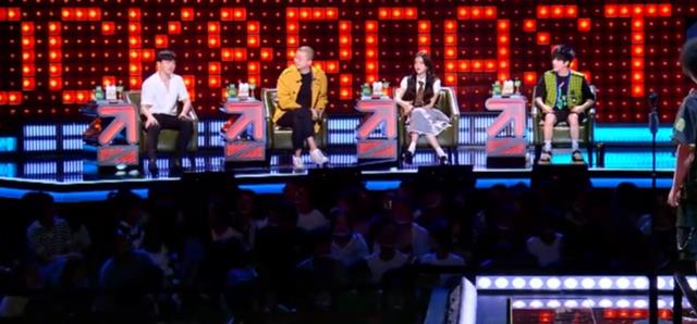 张杰|张杰自曝培养女儿计划,有意进娱乐圈,谢娜婆婆曾生病眼睛出问题