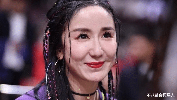 明星|修赘肉、P屁股、长腿，连视频都能作假变脸，明星还有什么是真的