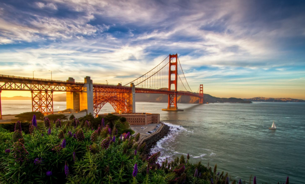 |加州的旧金山:美国的旧金山这座城市一直展现自己的浪漫