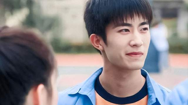 易烊千玺|张开泰出道6年，搭档张楚寒后才出圈，酷似易烊千玺未必是优势？