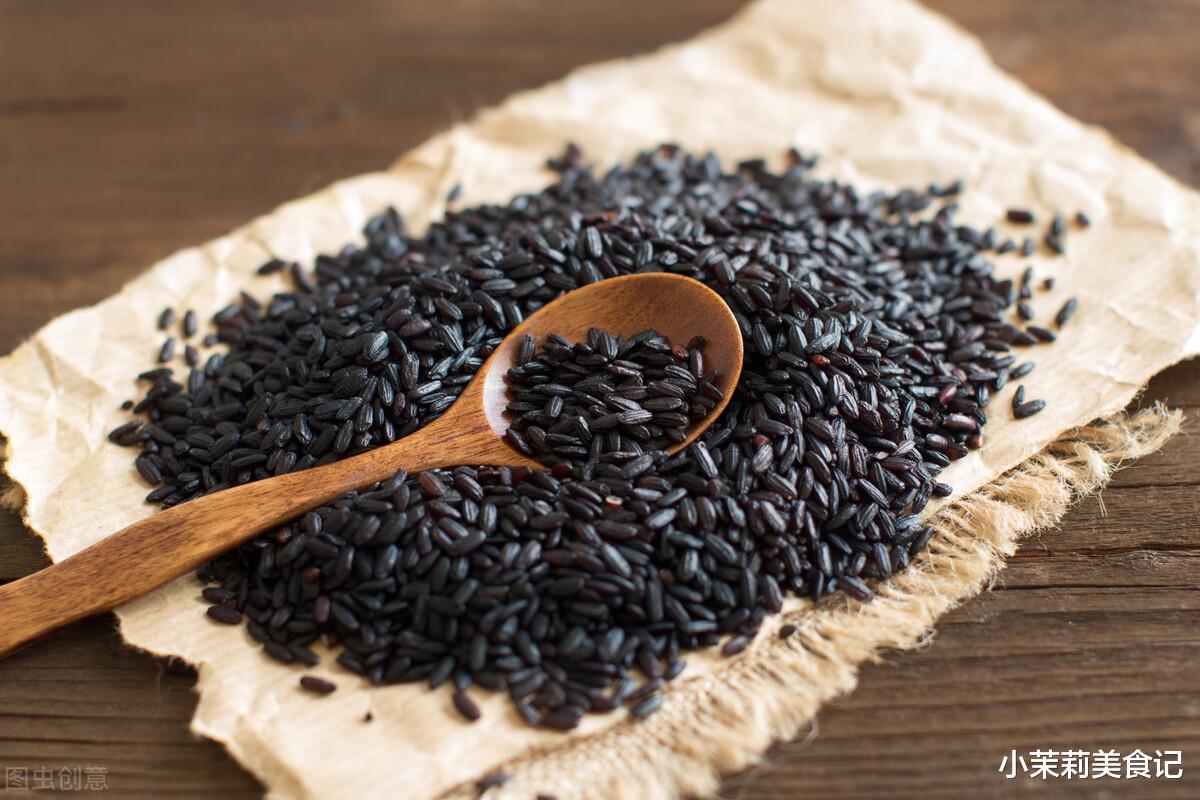 春夏交替，建议中老年多吃5种粗粮，养胃防燥升免疫，早吃早受益