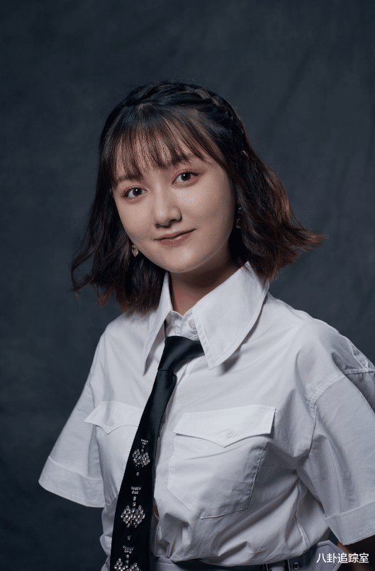 董思怡|曝董思怡霸凌初中同学，嘲笑他人外貌成瘾，家庭背景似乎并不简单