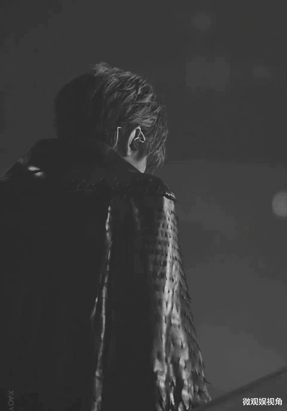 蔡徐坤|蔡徐坤晒出背影照，网友: 这背影怎么这么像我男朋友