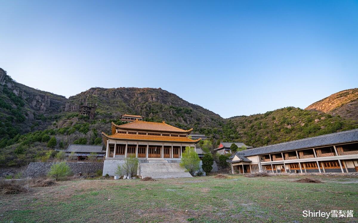 徒步|曾经的京西第一大寺，鼎盛时僧众达万人，可惜烂尾近十年，空留庞大建筑群