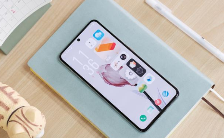 vivo|IQOO10Pro全面晋级，沉浸式全面屏+旗舰双芯，用户体验再突破