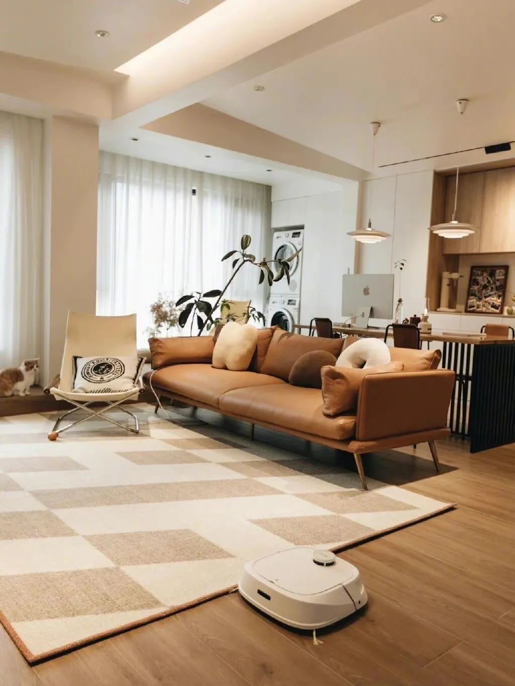 听我一句劝,全屋通铺木地板显大不止一点点!!!