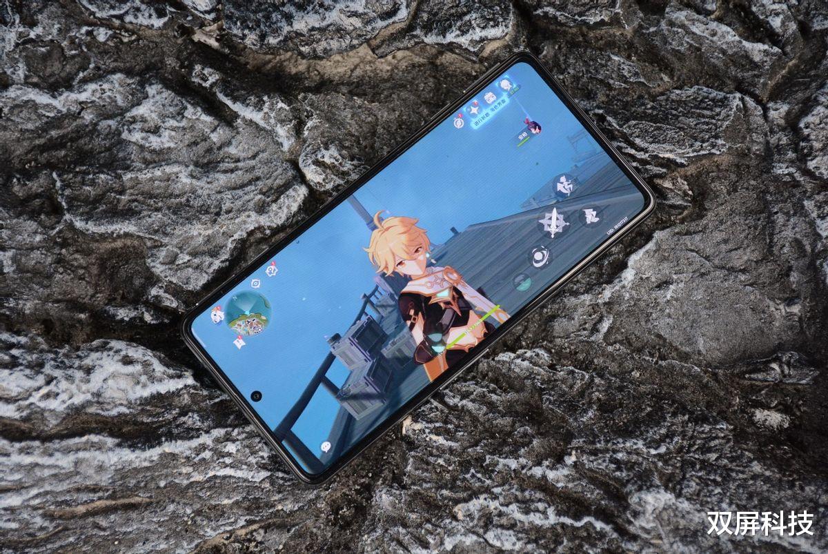 曲面屏|大跌1700元!144Hz超曲面屏+三主摄+120W闪充,依然能打!