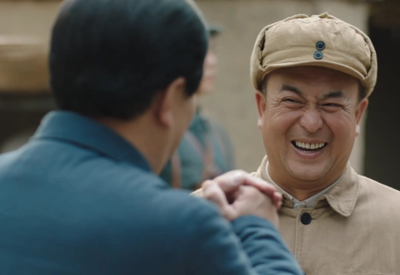 刘亦菲|说刘亦菲“大龅牙”丑的,是烤瓷大白牙看习惯了吧?