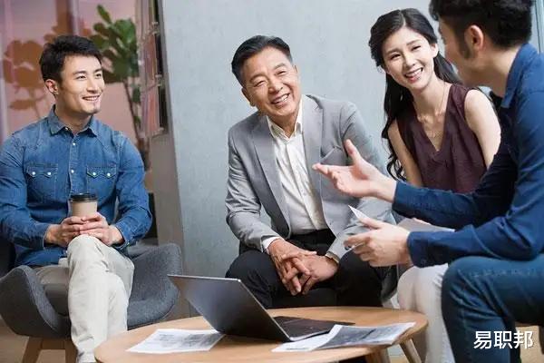 |和同事相处，请牢记这四条忠告，在职场上越混越好！