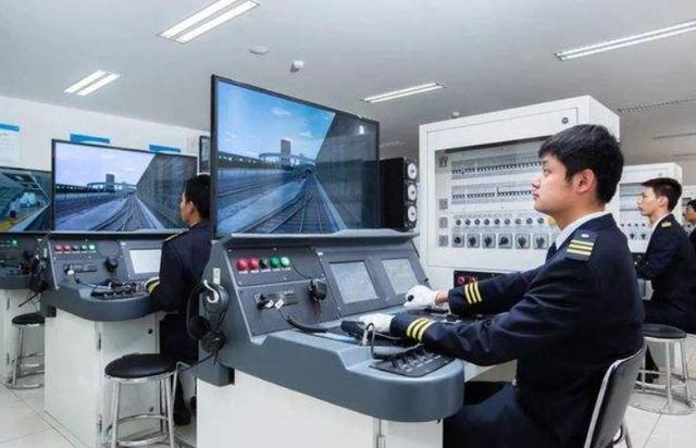 知乎|岳母眼中“理想女婿”排名,教师罕见上榜,第一名让很多人心酸