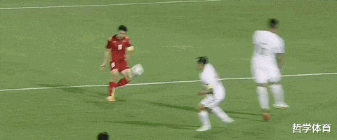 国足|0-2！面对越南16分钟丢2球！李铁说得没错，没有人比他更懂国足