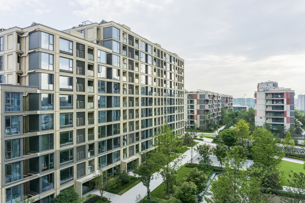 购房置业|为何越来越多的人搬离“一梯两户”？网友表示：有“5大”硬伤