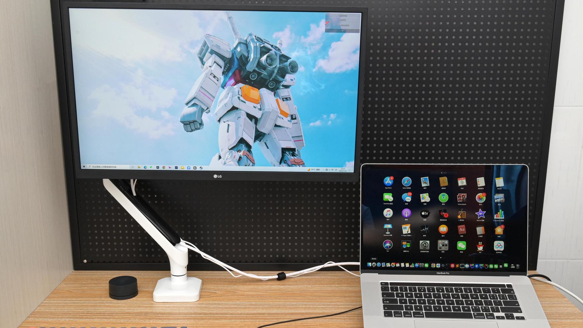 显示器|北弧e580支架，机甲风支架，让桌面更简约酷炫