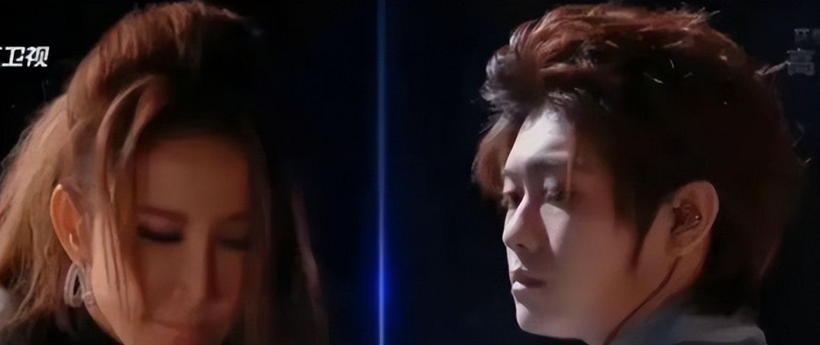李玟|李玟在《好声音》冠军夜后，清空相关信息，大粉发藏头诗内涵节目