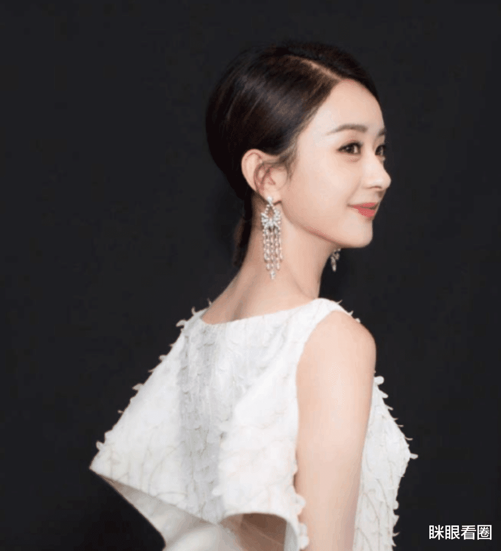 赵露思|年轻演员别看现在看未来，谁能笑到最后，才是赢家