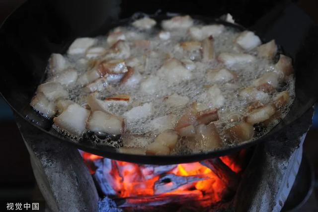 脾胃|吃了这么多年的猪油,对身体是好是坏?